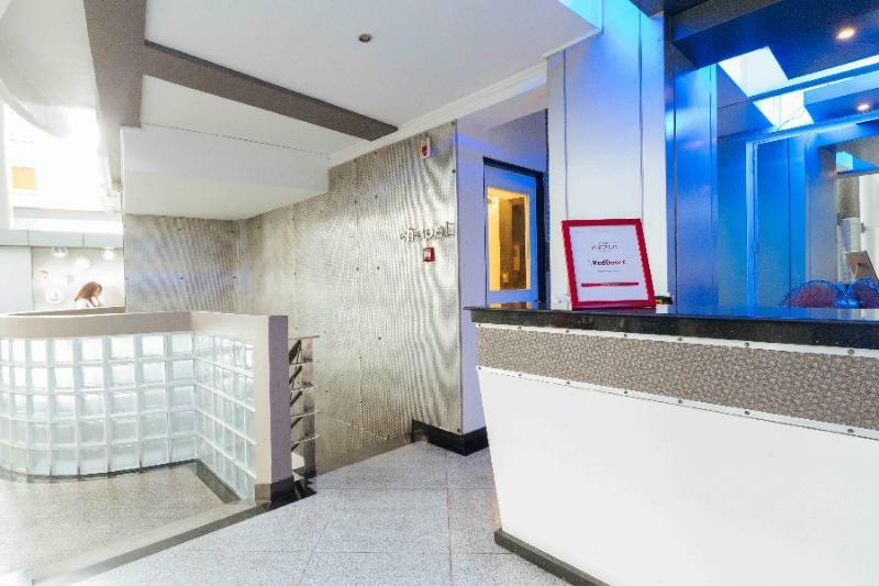 Reddoorz Plus At Banawe Quezon City Exterior photo